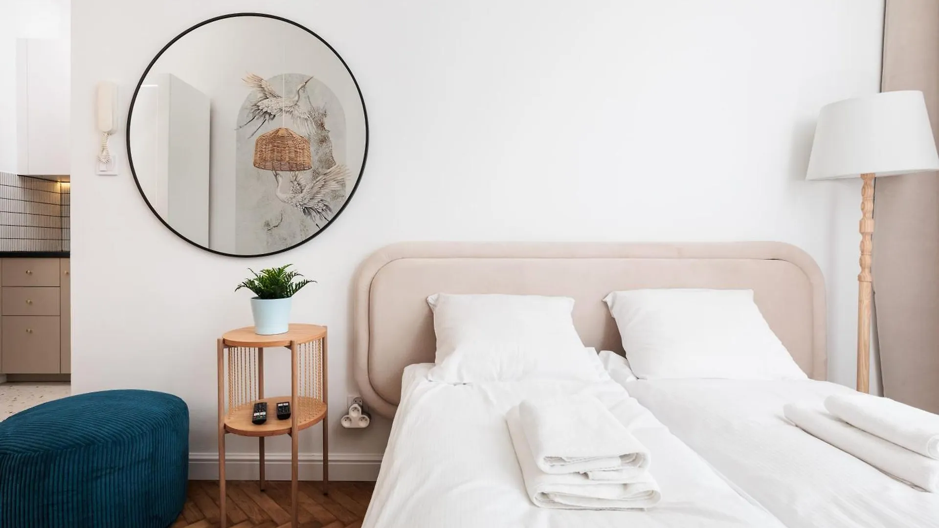 Comfort Central Studio - By Upstairs Krakow 0*,  Poland