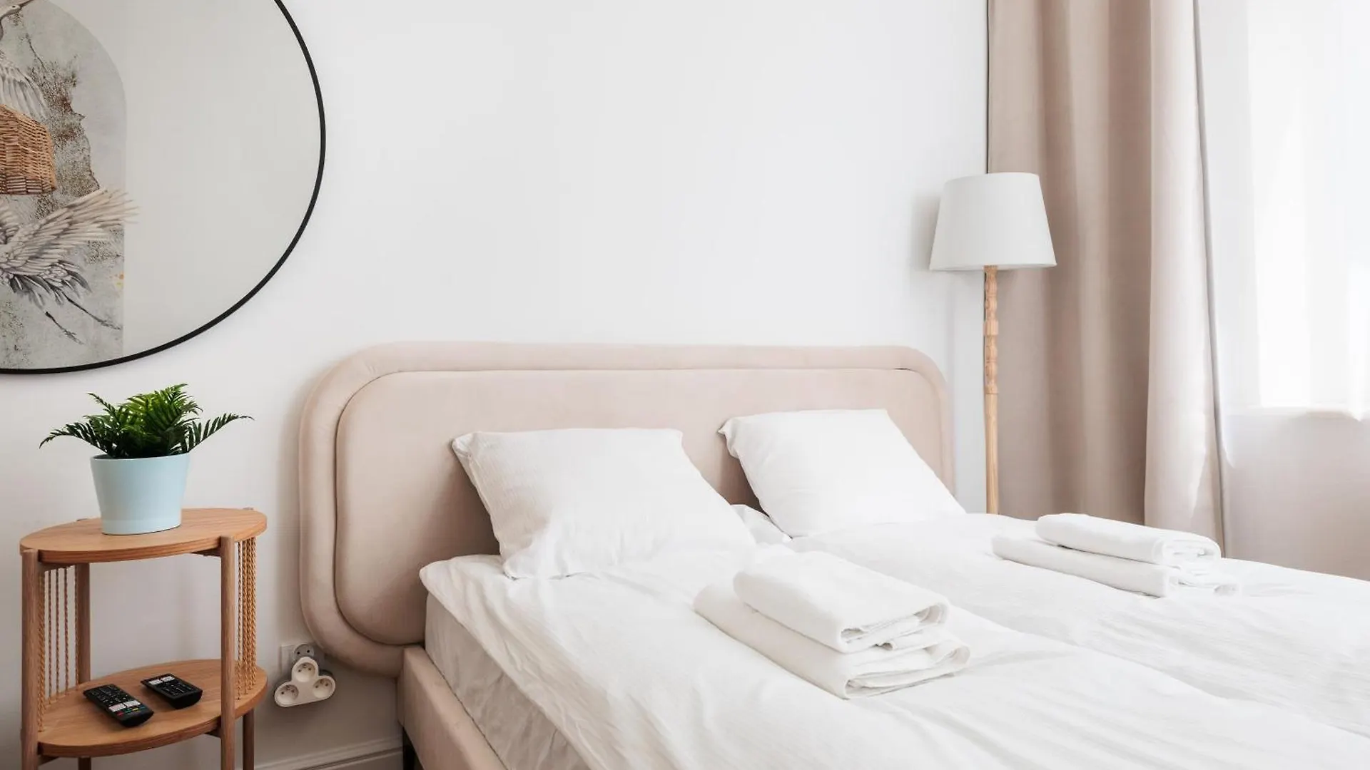 Comfort Central Studio - By Upstairs Krakow 0*,  Poland